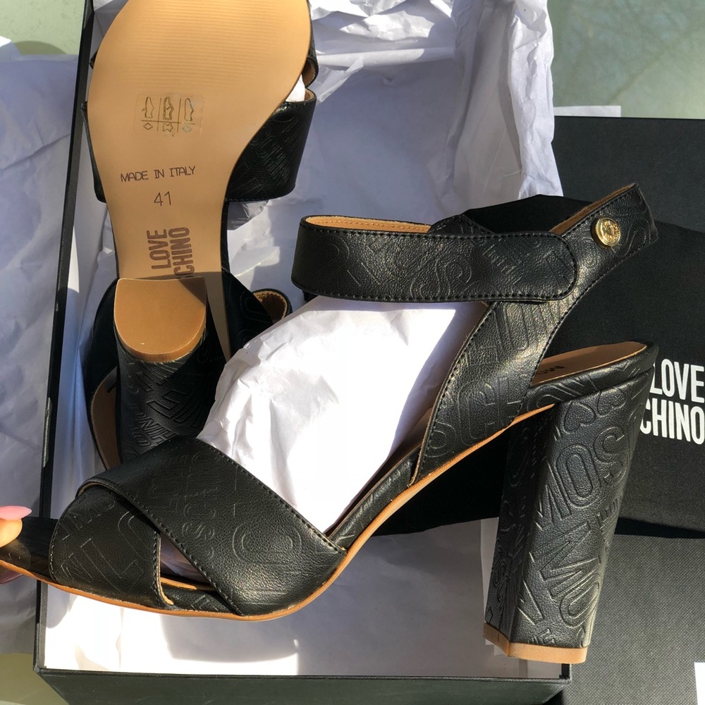 Love Moschino black embossed sandals. Bnib